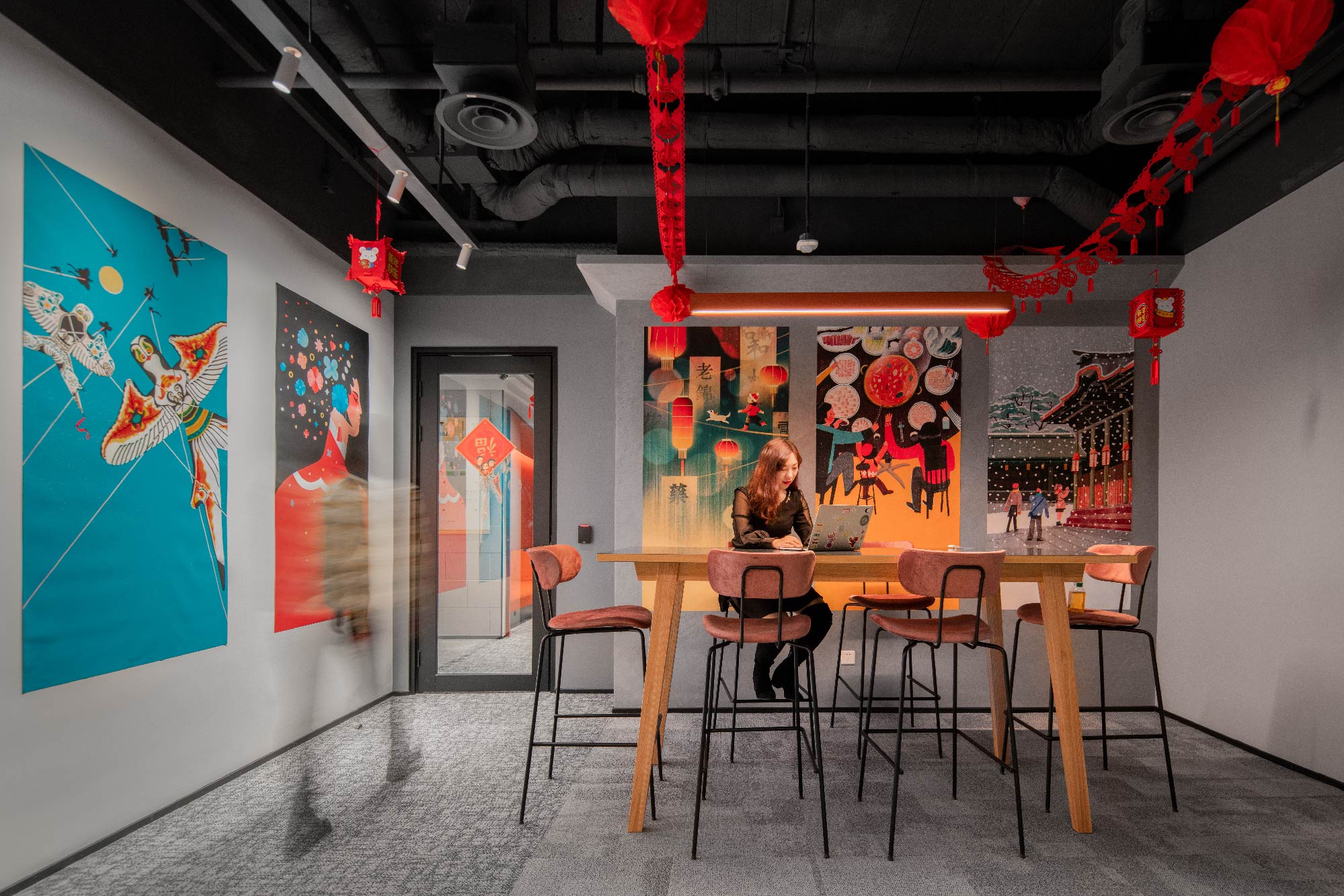 workplace design at Airbnb, Beijing by Space Matrix