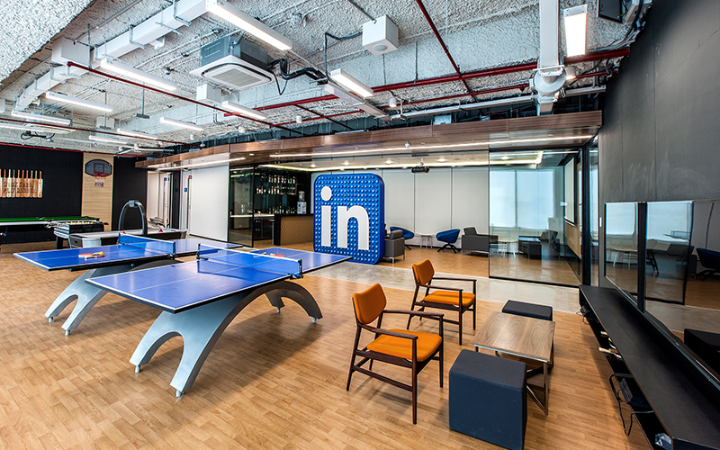 Commercial office design for LinkedIn by Space Matrix 